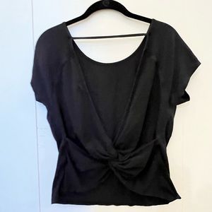 Lululemon Black Tshirt